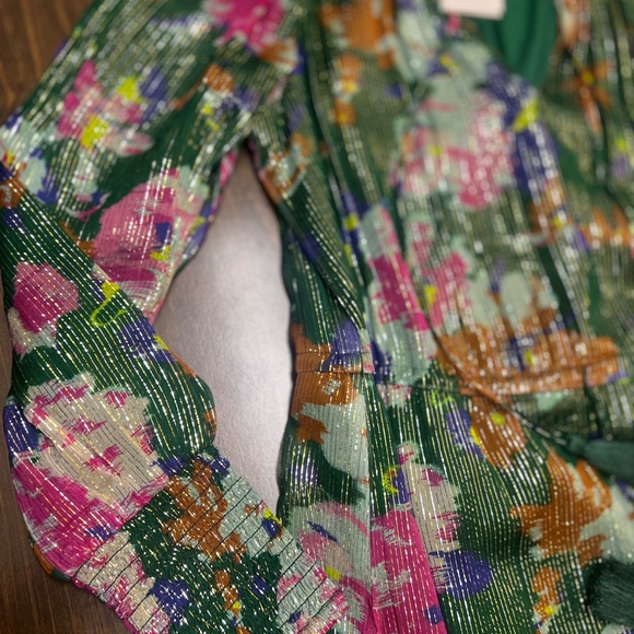 New! Fabulous Holiday Hostess Dress - Green, gold and florals - Picture 3 of 4